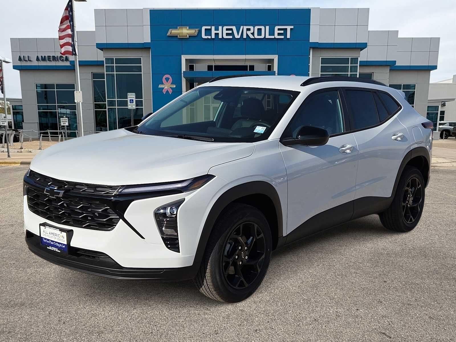 2026 CHEVROLET Trax
