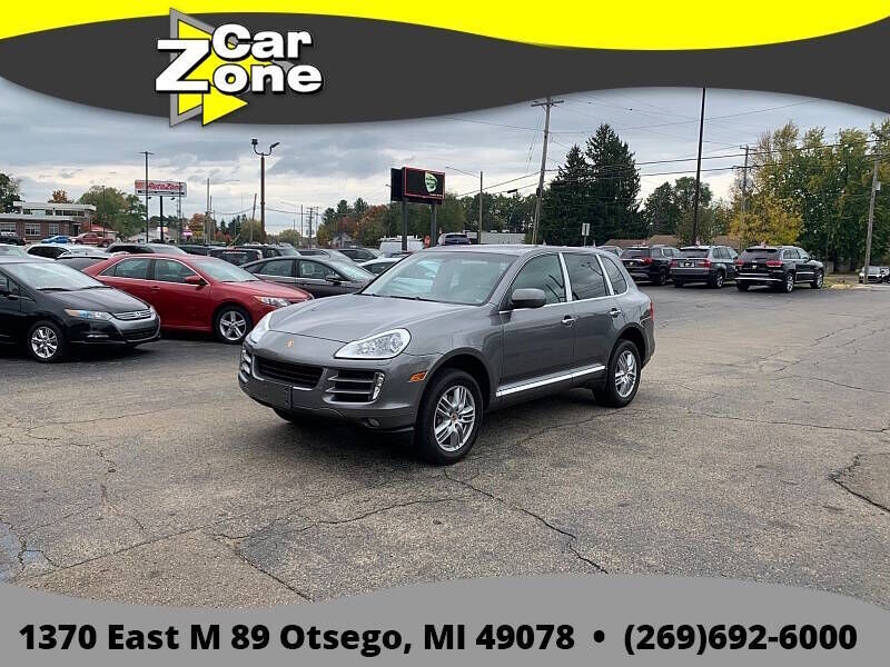 2010 PORSCHE Cayenne