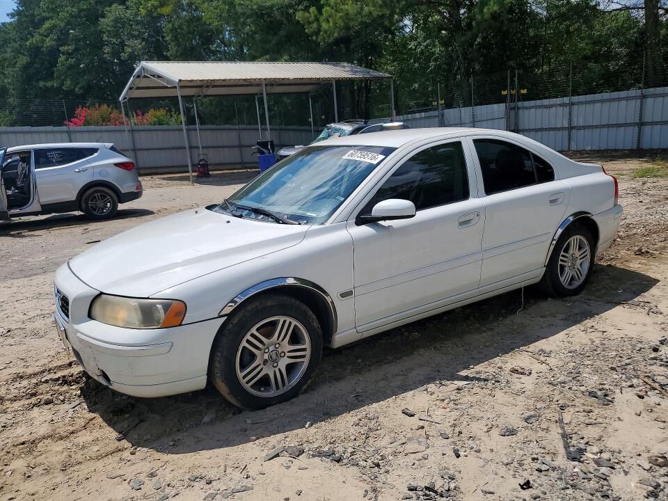 2005 VOLVO S60