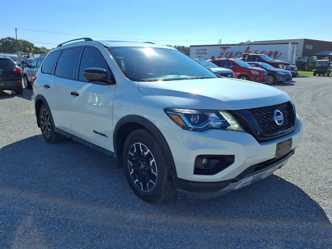 2020 NISSAN Pathfinder