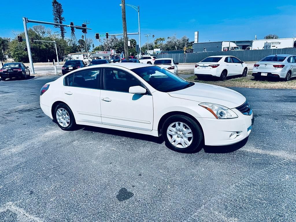 2012 NISSAN Altima