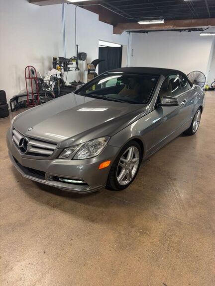2013 MERCEDES-BENZ E-Class