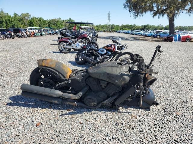 2024 INDIAN MOTORCYCLE Scout Rogue
