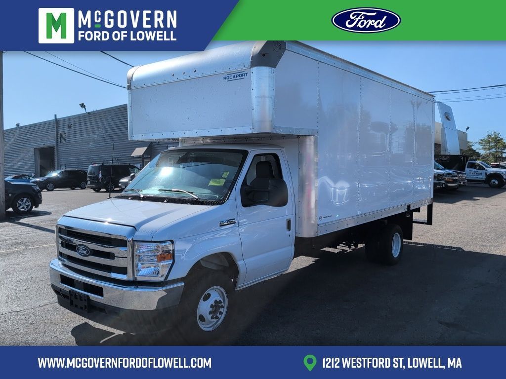 2027 FORD E-450