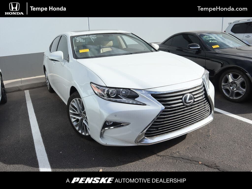 2016 LEXUS ES