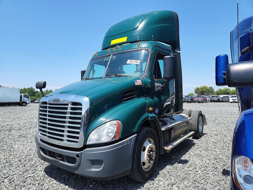 2018 FREIGHTLINER Cascadia