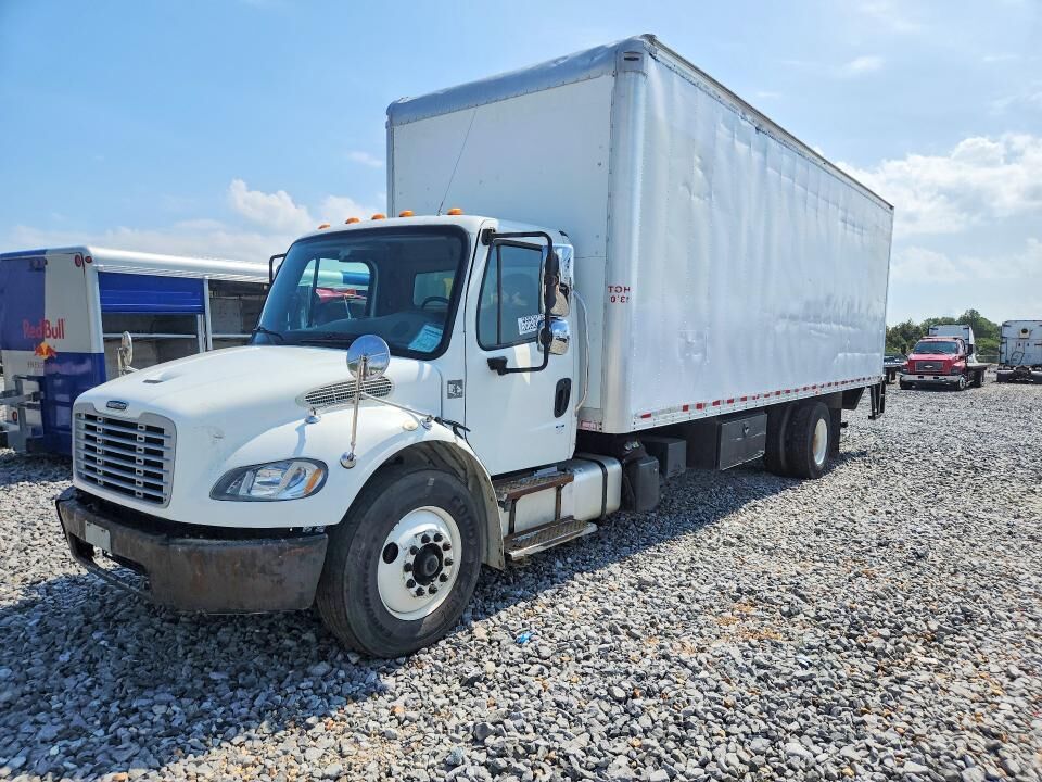 2015 FREIGHTLINER M2
