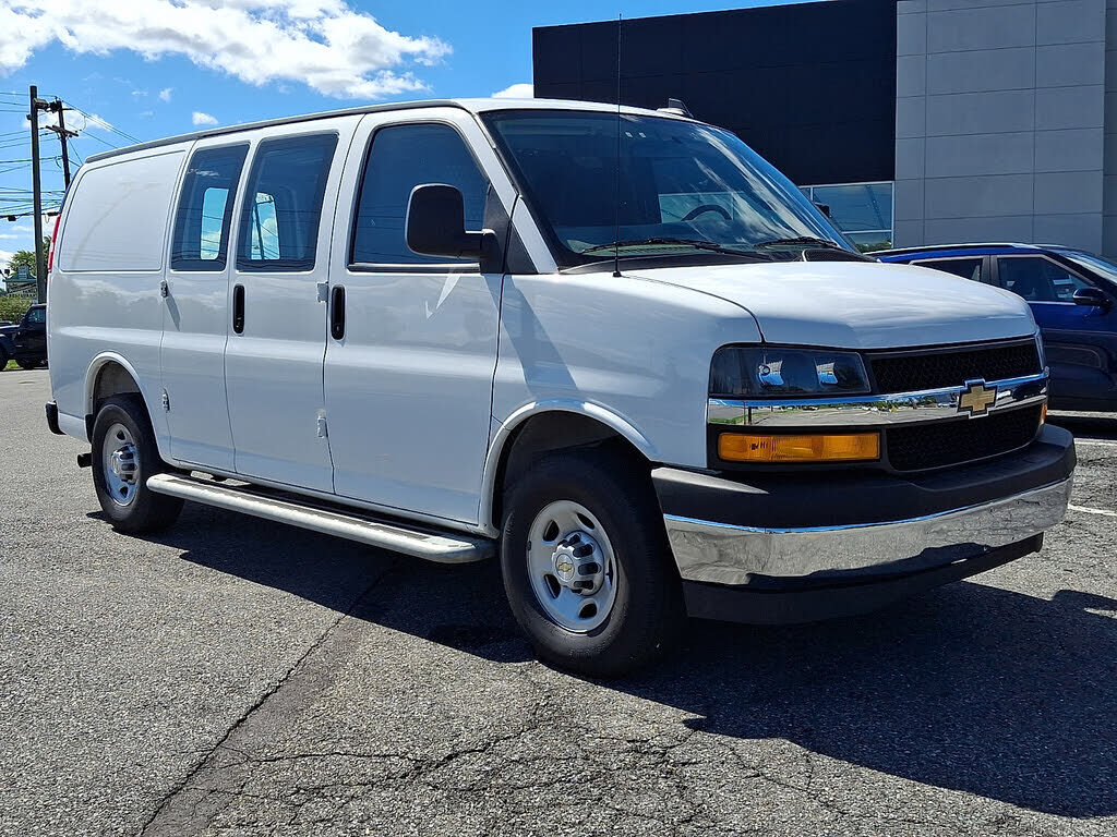 2025 CHEVROLET Express