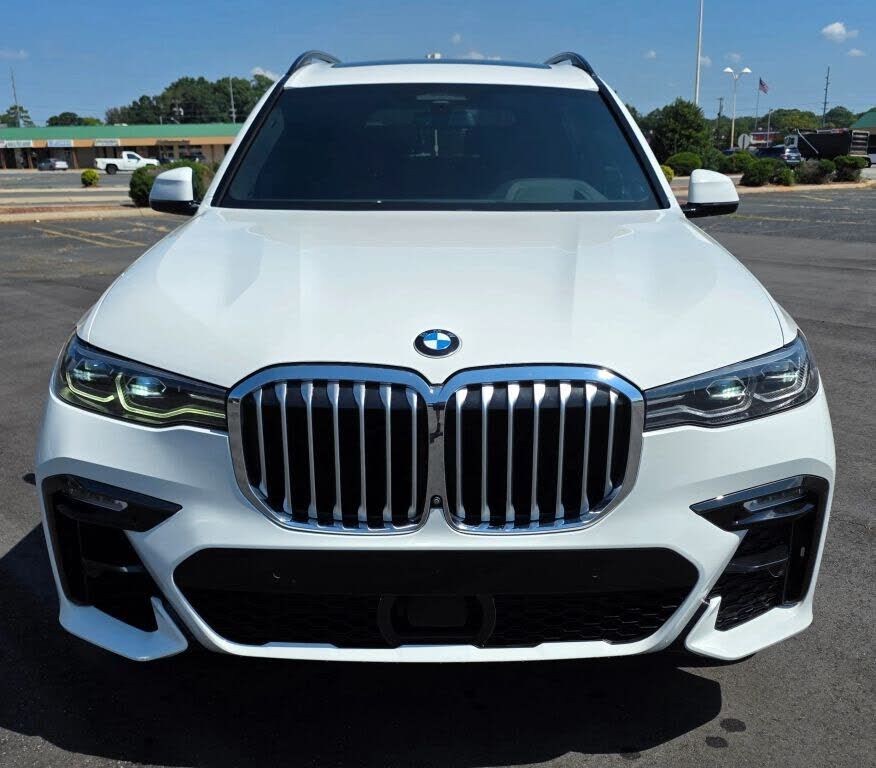 2021 BMW X7