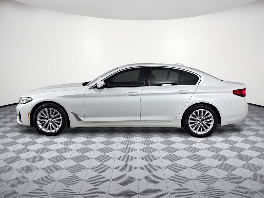 2023 BMW 530i