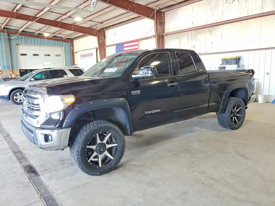 2017 TOYOTA Tundra