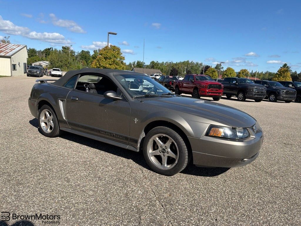 2002 FORD Mustang