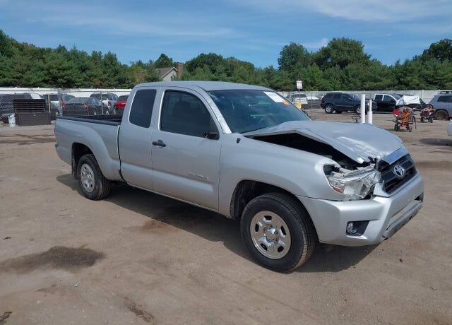 2013 TOYOTA Tacoma