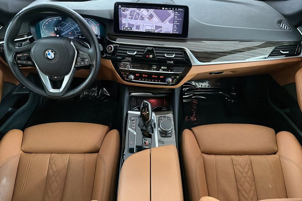 2023 BMW 540i