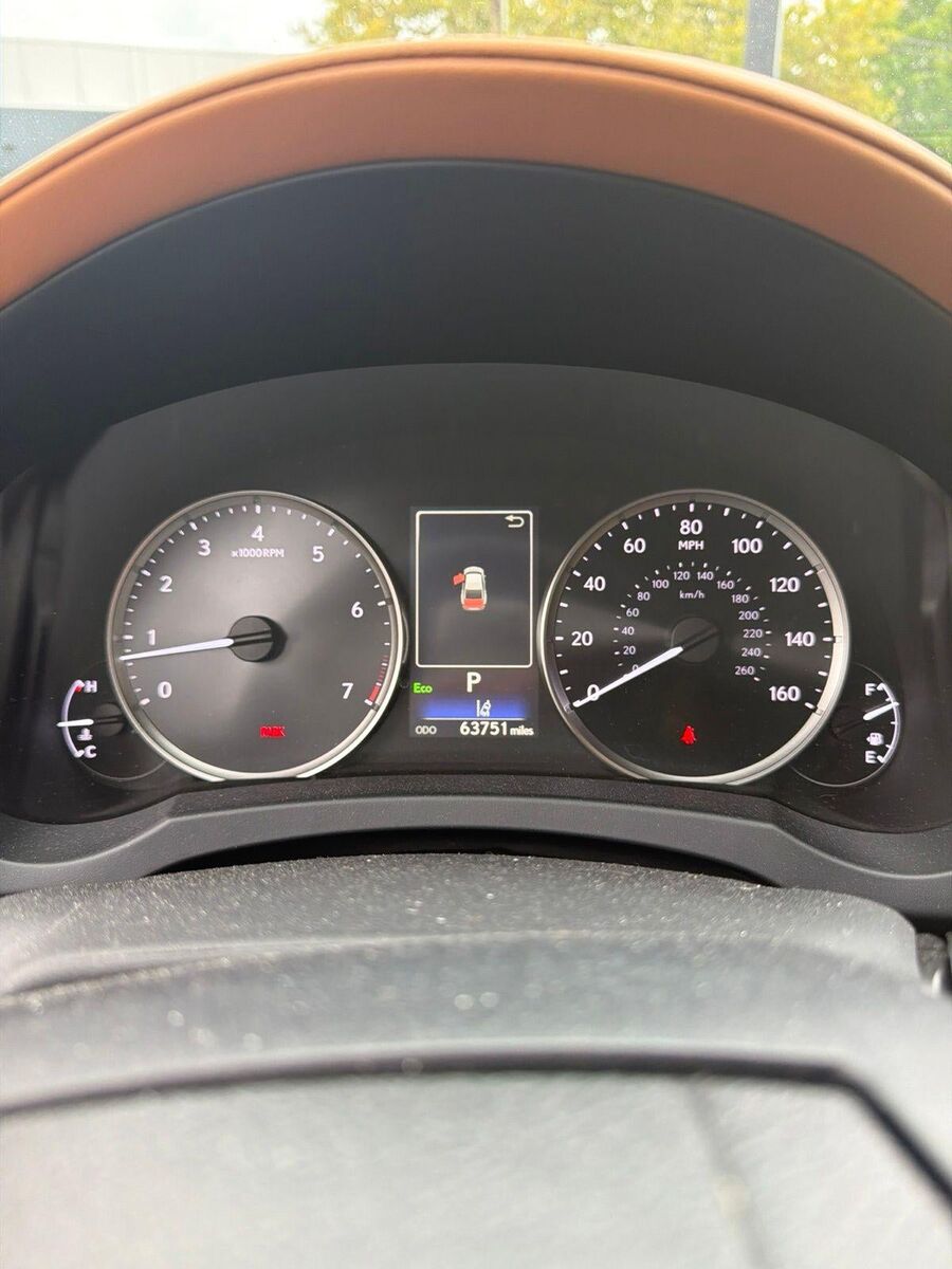 2021 LEXUS IS