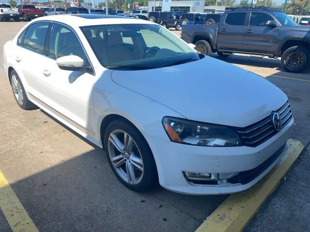 2015 VOLKSWAGEN Passat