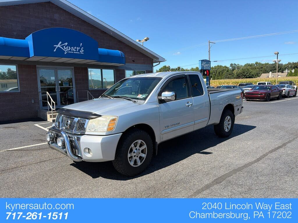 2005 NISSAN Titan