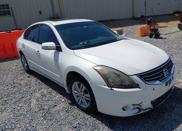 2012 NISSAN Altima
