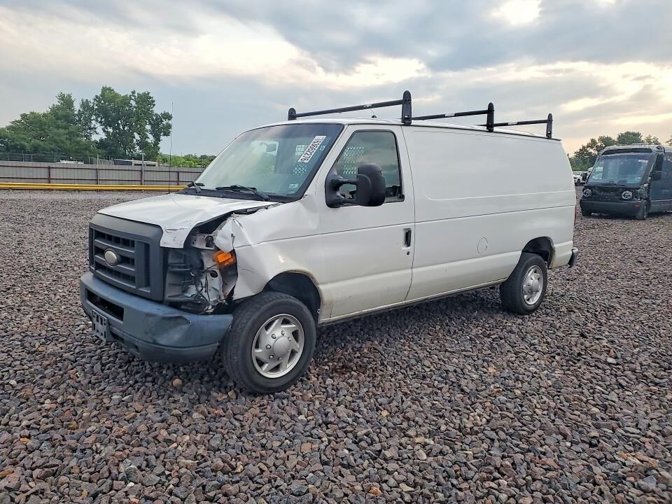 2014 FORD E-250