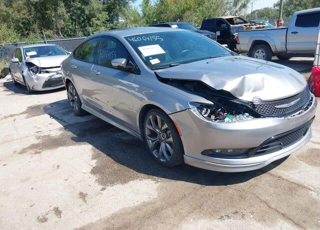 2016 CHRYSLER 200