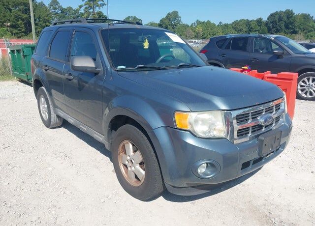 2010 FORD Escape