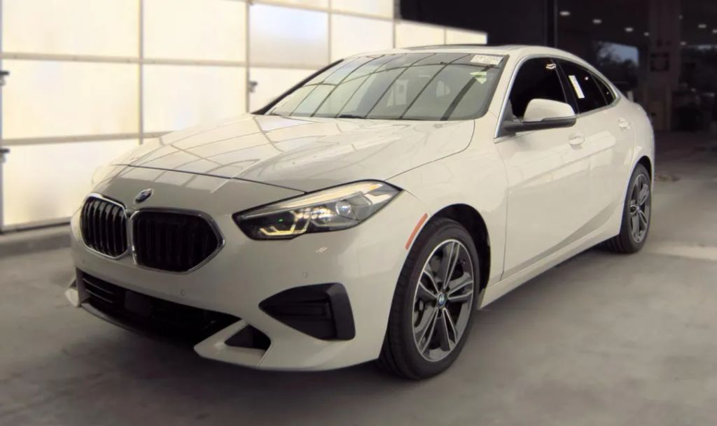 2022 BMW 228i