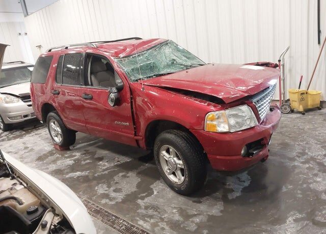 2004 FORD Explorer