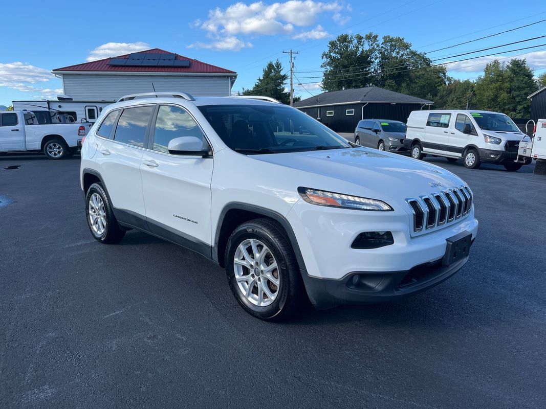 2017 JEEP Cherokee