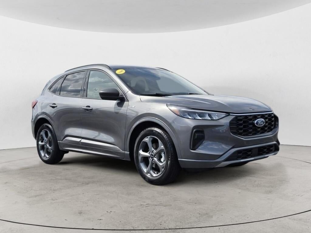 2023 FORD Escape