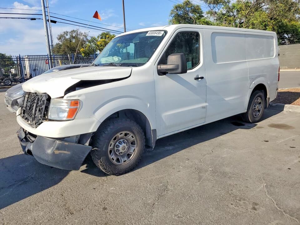 2016 NISSAN NV