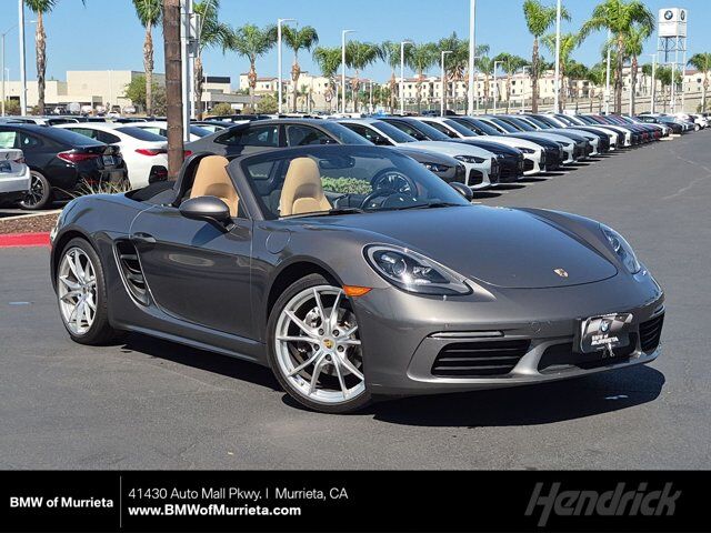 2018 PORSCHE 718