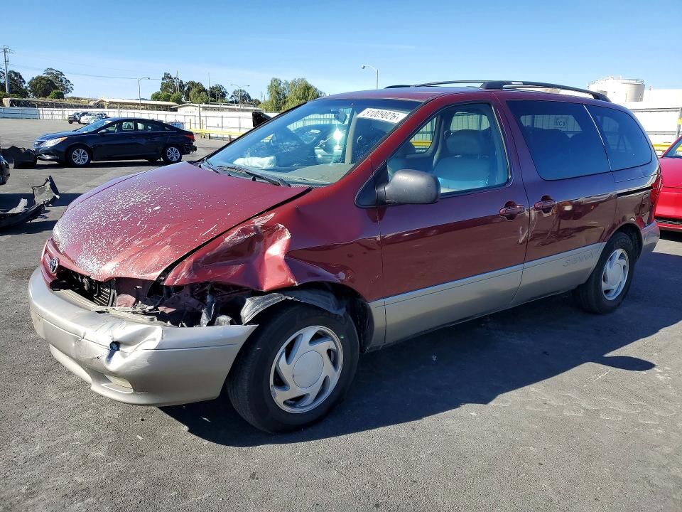 2002 TOYOTA Sienna