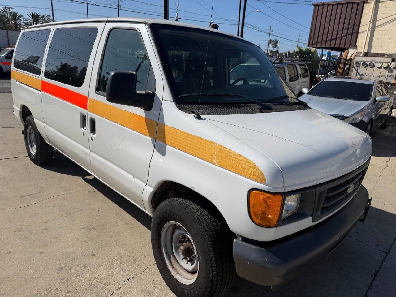 2006 FORD E-350