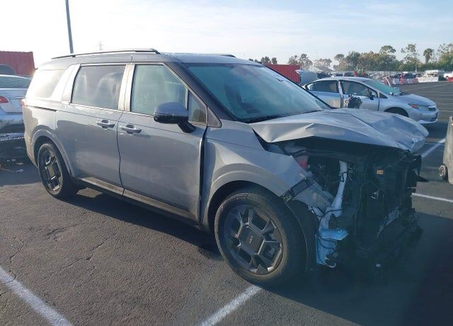 2025 KIA Carnival