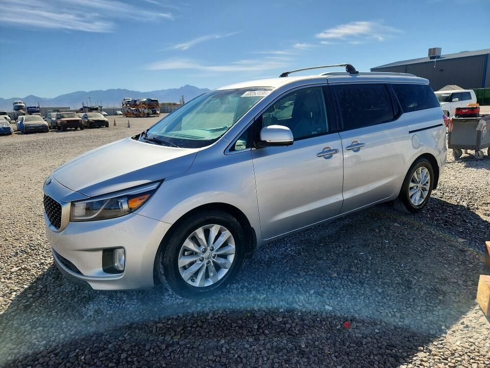 2016 KIA Sedona
