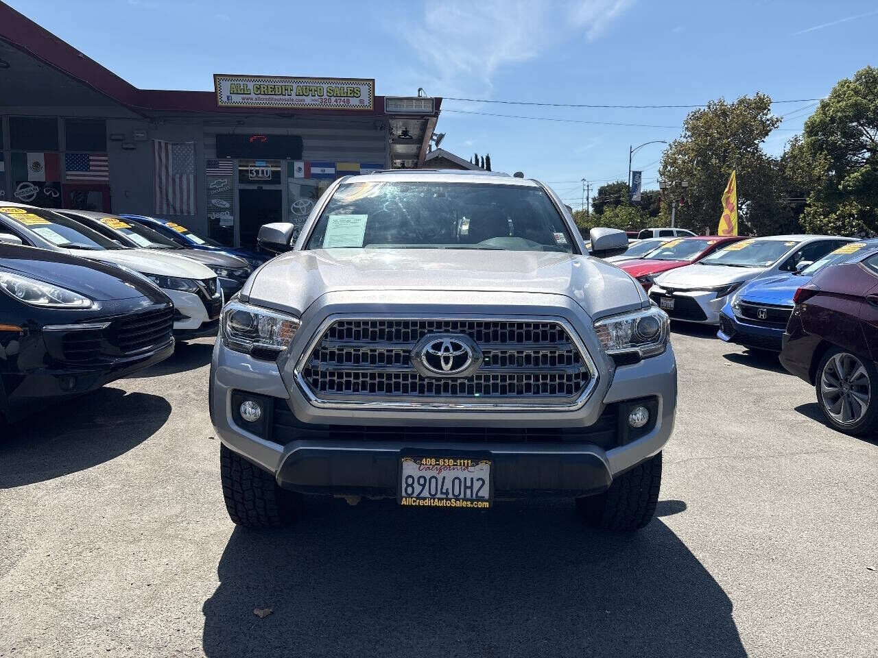 2017 TOYOTA Tacoma