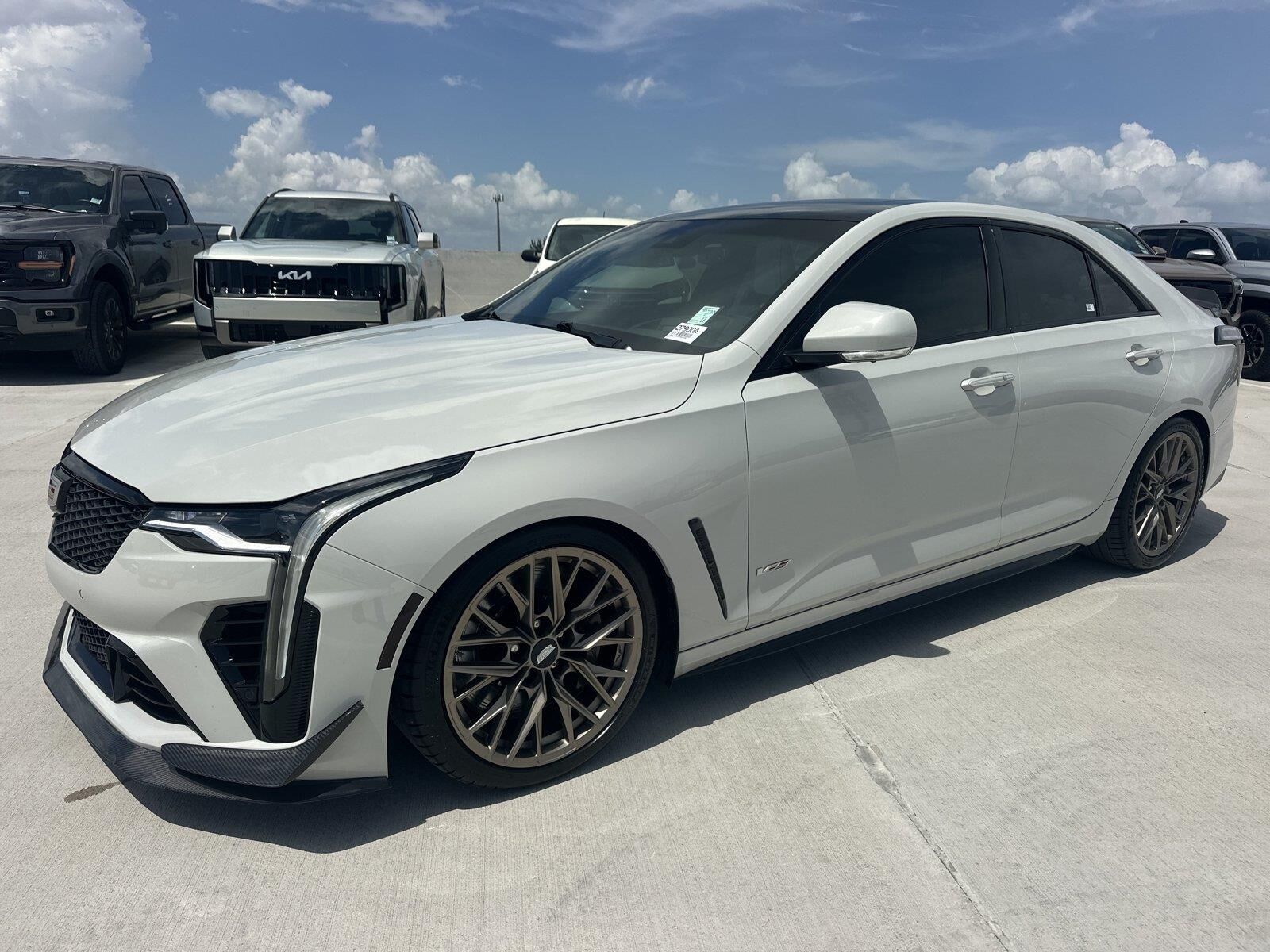 2023 CADILLAC CT4