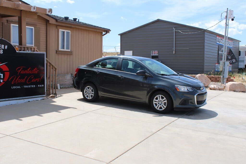 2017 CHEVROLET Sonic