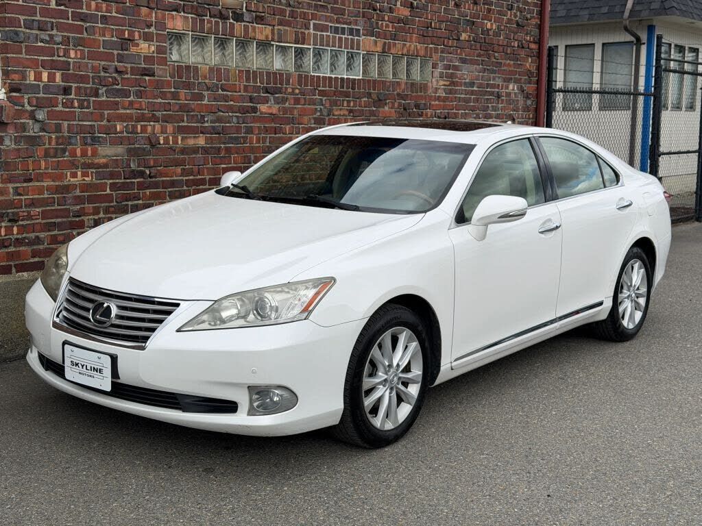 2011 LEXUS ES