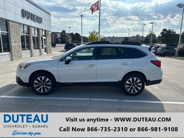 2017 SUBARU Outback