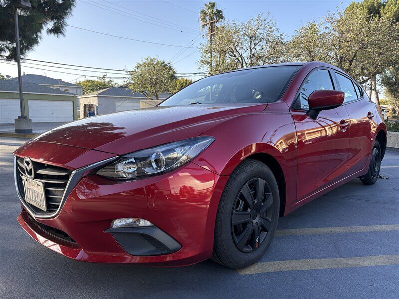 2016 MAZDA Mazda3