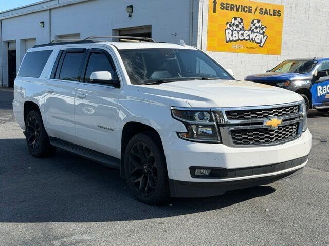 2016 CHEVROLET Suburban