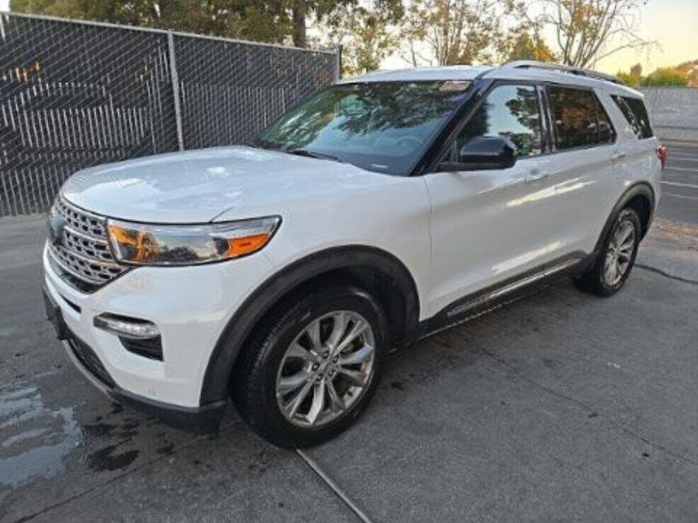 2023 FORD Explorer