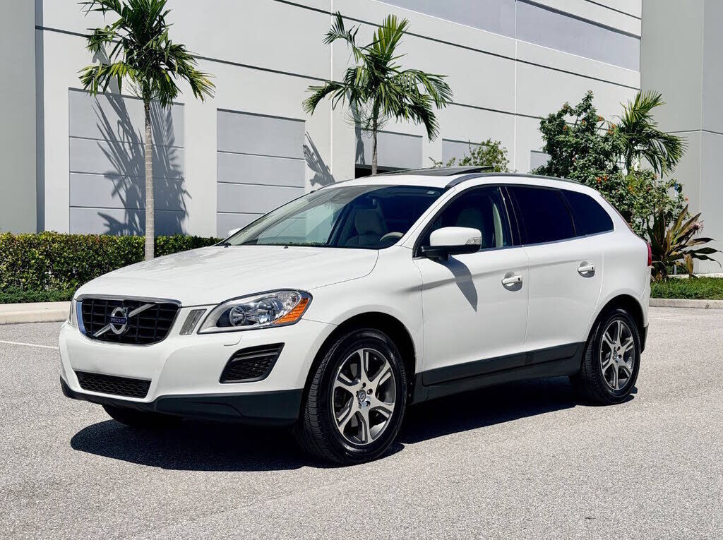 2013 VOLVO XC60
