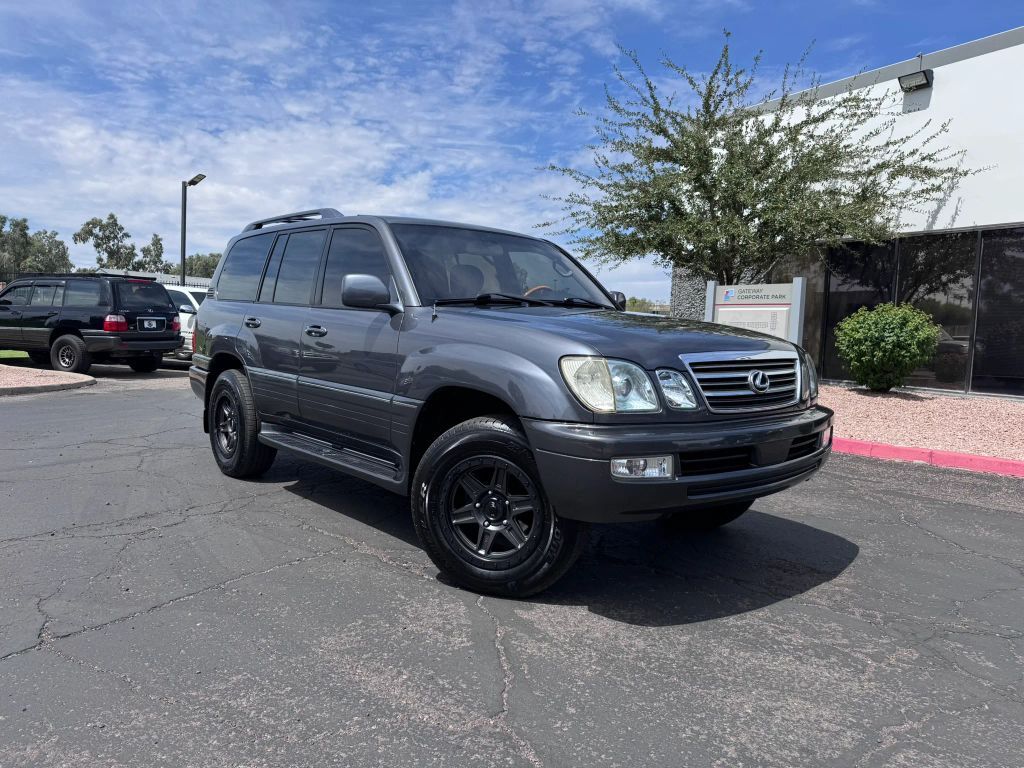 2003 Lexus LX