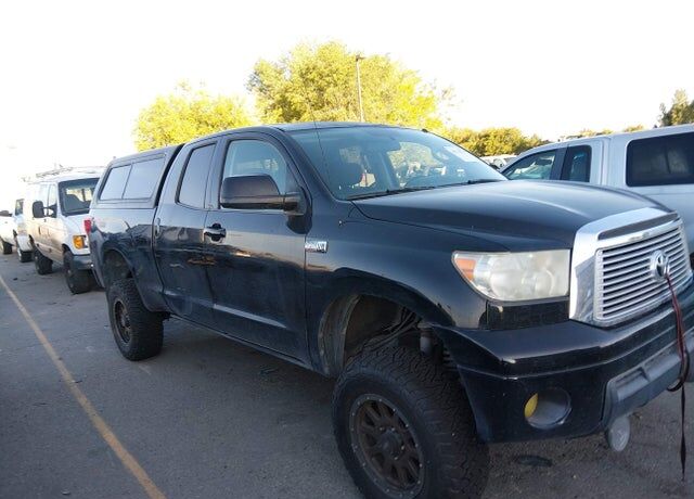 2011 TOYOTA Tundra