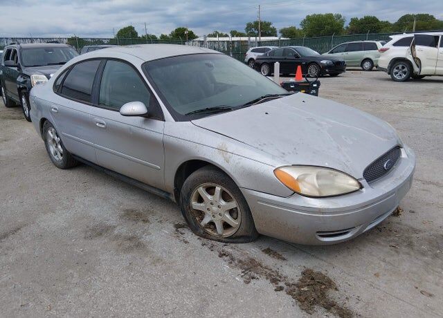 2007 FORD Taurus