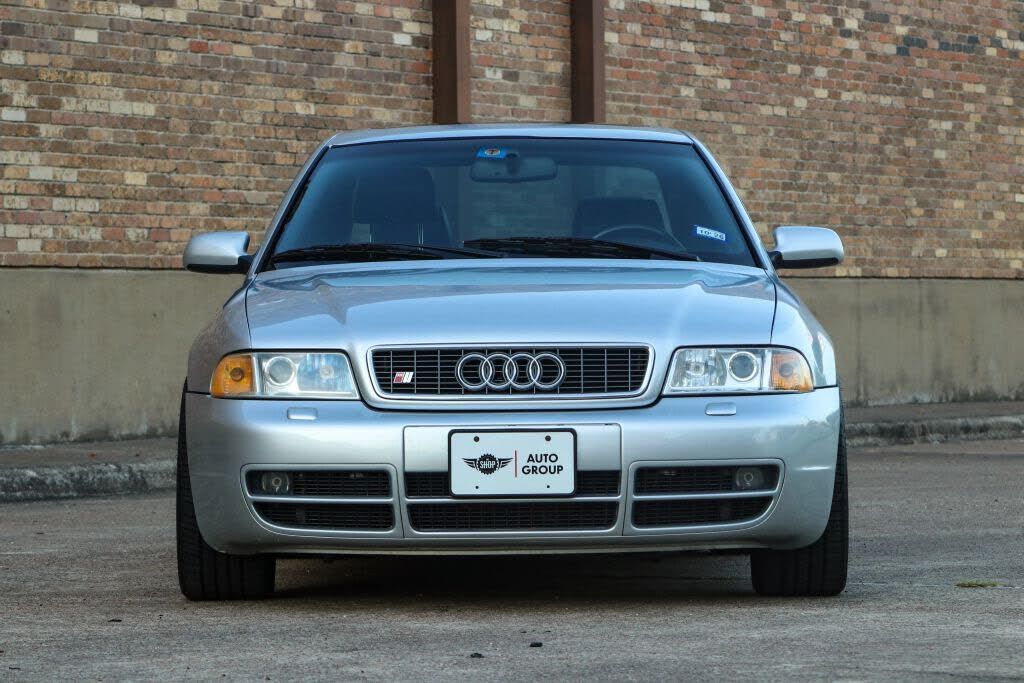 2000 Audi S4