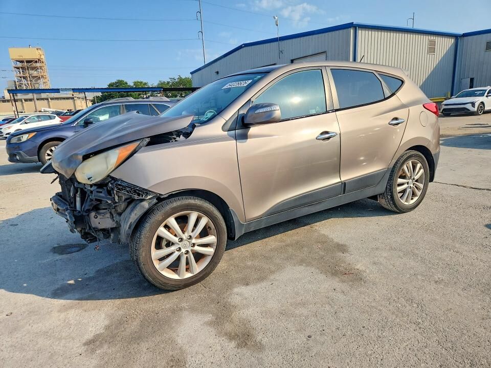 2010 HYUNDAI Tucson