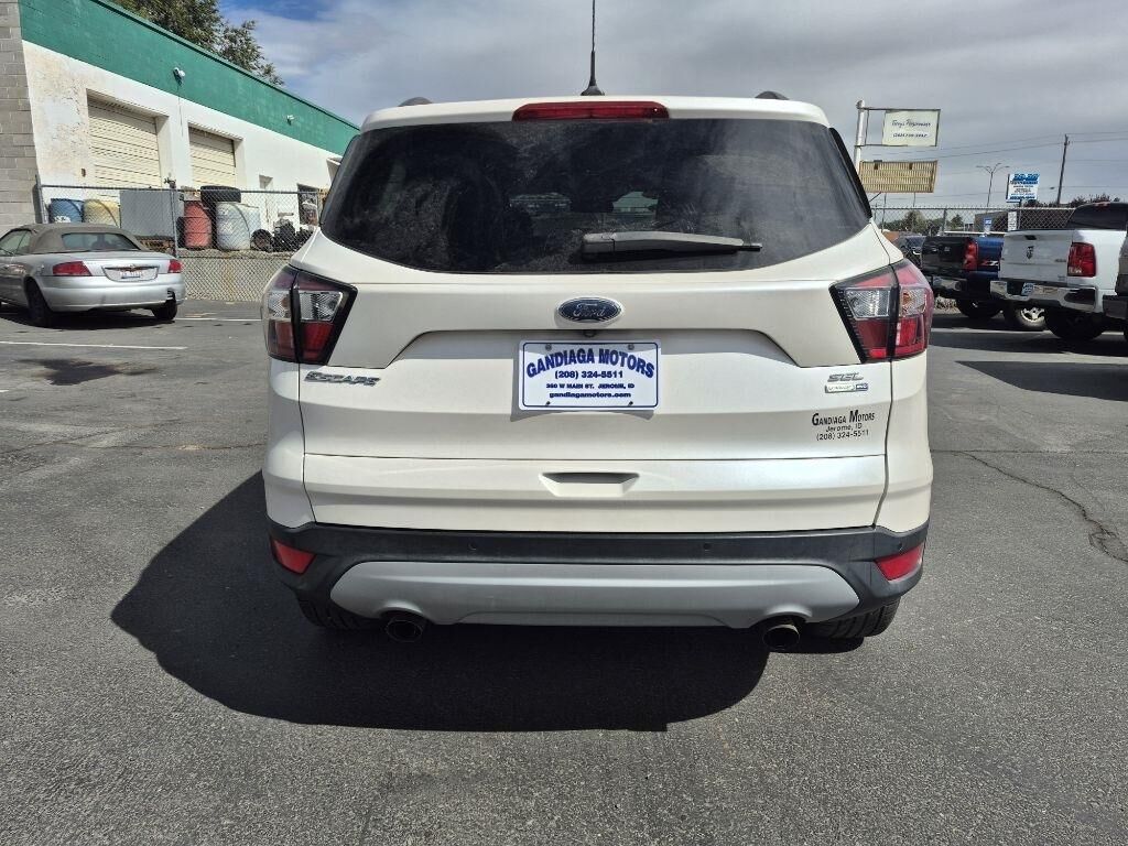 2018 FORD Escape